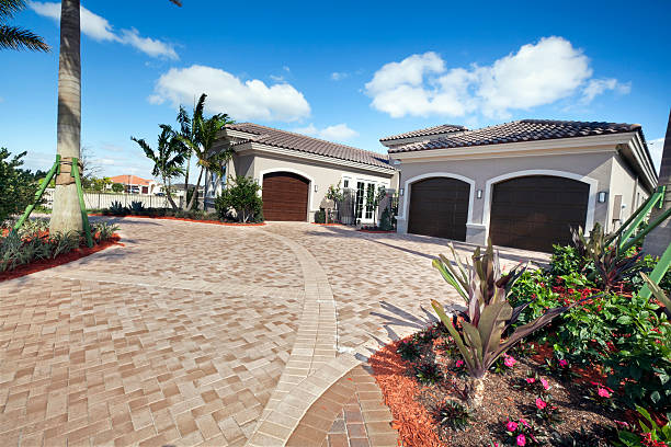 Best Interlocking Driveway Pavers  in Westwood, KS